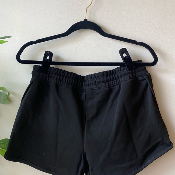 Eternity embroidered shorts - Picture 3 of 3